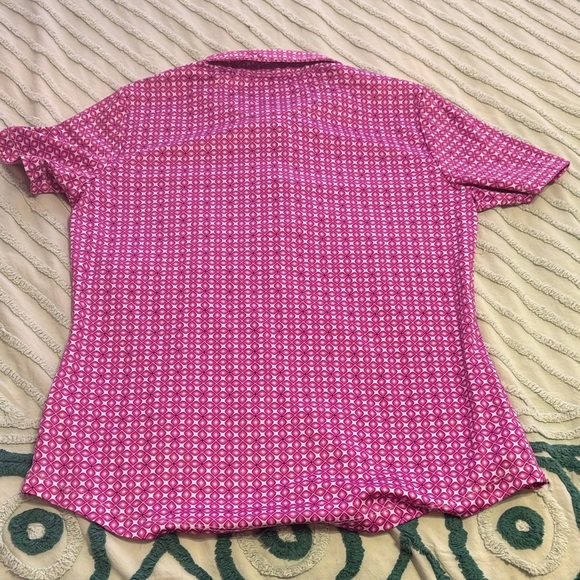 Greg Norman Collection Pink Patterned Women's Top. Size SP - Picture 5 of 6